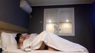【國產館】小胖約啪翹臀D奶短髮少婦擼硬雞巴女上位啪啪內射