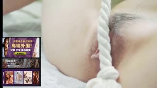 【國產館】豪乳嫩模露臉穿著婚紗拍寫真被導演淫猥