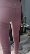 少婦練瑜伽勾引炮友穿上連體絲襪雙人啪啪