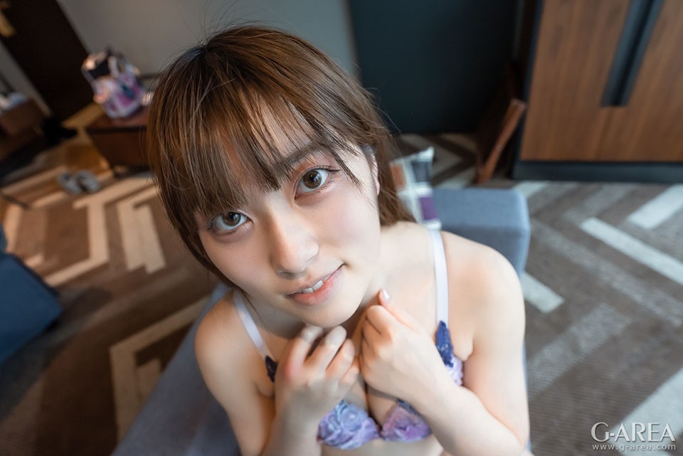 GAREA+812kaede+섹스를 사랑하는 면도한 여자의 조용한 오르가즘 소용돌이