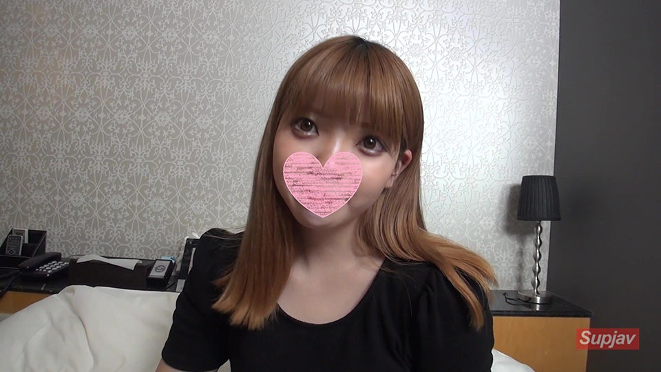 FC2PPV+1261873+☆初撮り☆完全顔出し☆19歳の大きな瞳の美少女♥剛毛未処理膣に極太ペニスを挿入され脱力系原始性交♥【特典付】