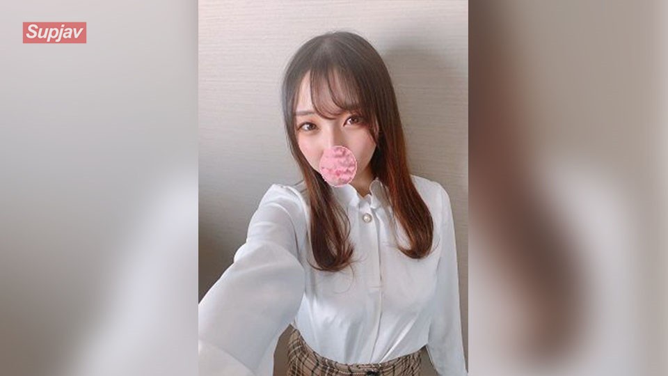 FC2PPV 2482925 【250本售罄！限定1980本】乃木坂级别的18岁少女。未经授权的泄漏。大量精液射入偶像著名的阴道后回流。此外，她还第一次给我进行乳交……