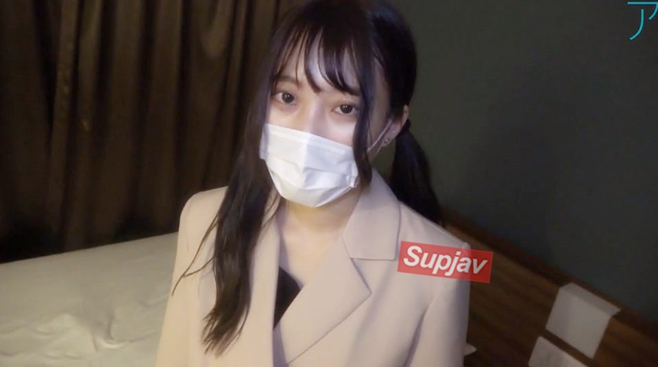 FC2PPV Last 100 "#31-2" One-night date with a girl with over 10,000 views on Instagram. Continuous massive creampies in flooded vaginas ♡ Mutual love ♡