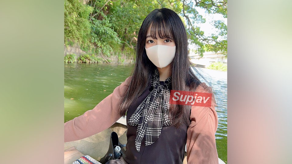 FC2PPV+3052836+初撮り！数量限定【無修正】看護師志望の19歳Eカップ巨乳娘！愛嬌のある笑顔が可愛い女子大生が徐々に恥じらいを失っていき、欲望と好奇心に支配され最後は顔射されてしまう！ ！ ＆中出し！ ＆口内射精！ ！