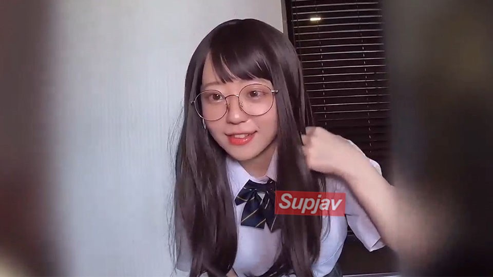FC2PPV+3133746+142cm高身長田舎娘J メガネをかけたオナホ扱い【広◯アナ似、初撮りことのちゃん】中出し＋お掃除フェラごっくん／駅弁＆ロールスロイスで飛行＋4K＋90分＋【有】