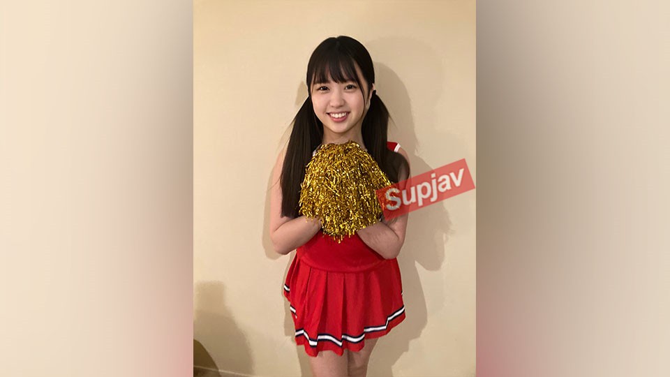 FC2PPV+3805468+飛び出る笑顔、飛び出る精子！チアリーダーなつきちゃん