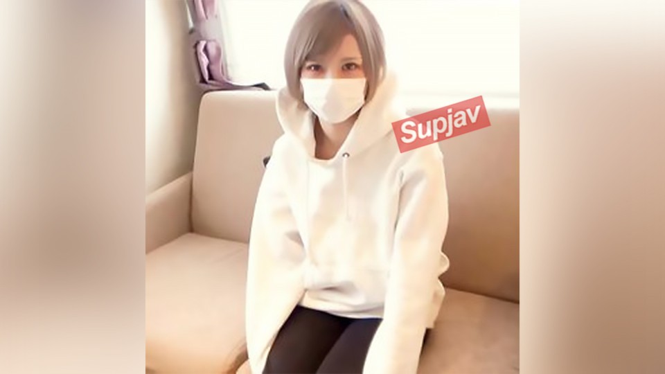 FC2PPV+3193059+【Creampie Gonzo】【Bonificación especial de exposición】Es una joven novata que se desempeña mal. Una ex modelo de revista delgada, alegre y amable, ahora bailarina en un club.