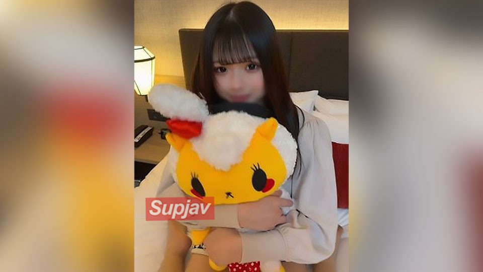 FC2PPV+※本日限定1980pt【無許可】ぷるるんFカップ美女ももちゃん。彼女は恥ずかしがりながらも求めてくる素振りを見せたので、我慢できずに2回も中に出してしまいました。アイドルは恋愛禁止。