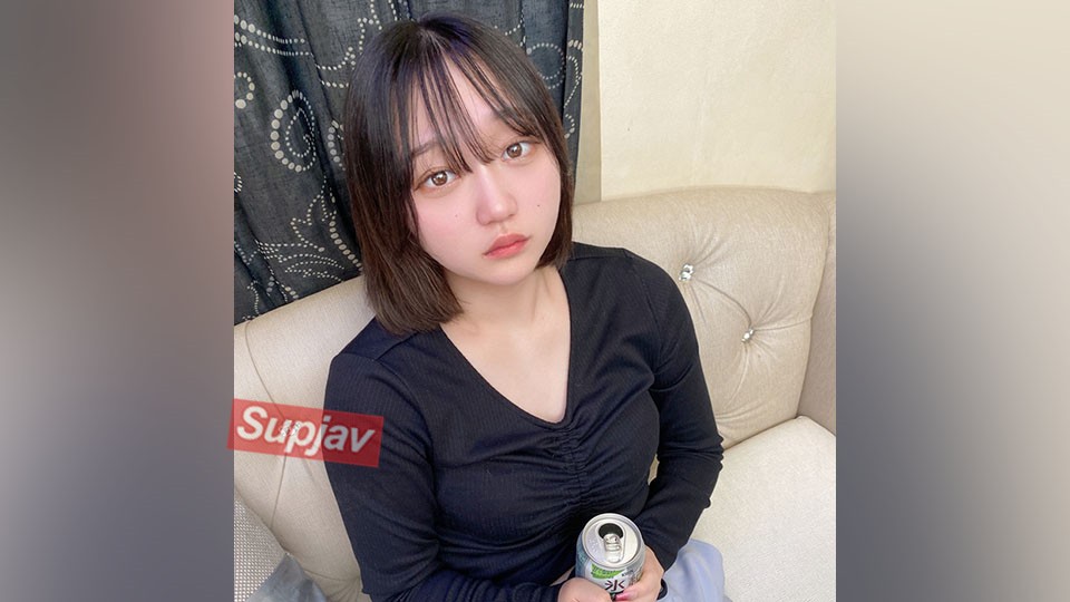 FC2PPV+3977618+※观看时请注意【2作品】“请原谅我……”被哭着强奸，当作性玩具玩弄的白皙美女。 “我不会给你看视频的，所以就让我玩吧，”K 威胁她，在经历了地狱般的深喉之后，她哭泣起来，精神崩溃。