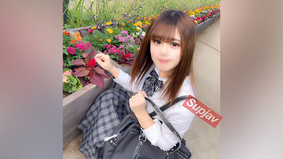 FC2PPV+4042987+初撮り・顔出し！ 3日間限定！ 2年前に転校してきた色白の混血美少女は、今ではすっかり巨乳の大人に成長していた…罪悪感を感じながらも避妊もせず、連続2回膣内射精しちゃいました！ ！