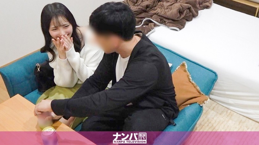 200GANA-2924+ 숙련된 픽업 아티스트가 여자를 자신의 방으로 데려가 섹스를 하고 몰래 촬영한다+317+ 술집에서 만난 검은 머리의 대학생을 자신의 방으로 데려간다! 그들이 처벌 게임으로 키스를 할 때, 그녀는 예상치 못하게 그것을 즐기며 자신도 모르게 몸을 떨고 오르가즘에 도달한다! 춤추는 큰 가슴에서 눈을 떼기 힘들어요! !