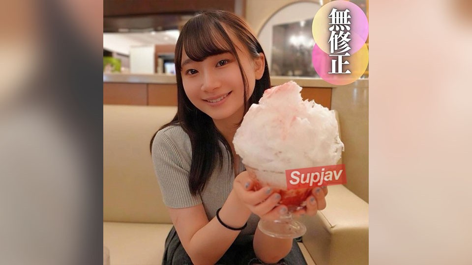 FC2PPV 4535350 3天！ 70% OFF [露出脸部] 纯洁神圣的乳房，乳白色的阴部，成为精液的容器。她为四名男人提供舔睾丸和操乳服务。在柔软爆炸的身体里反复中出！