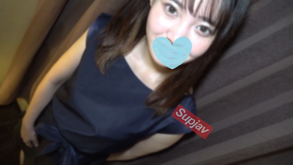 FC2PPV+4230928+【无码】【两射】后来者居然是小姐姐！ ？用细致的长袜进行令人头脑高潮的足交。 H罩杯犬型妹在受虐狂男射精后给予后续口交！