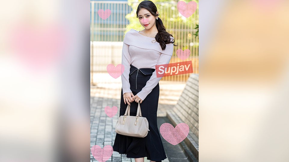 FC2PPV+4327800+※Limited time offer※Beautiful female student, over 32 years old. Having an affair with a college student who is more than ten years younger than her in a hotel!! She has a plump and sexy figure, so cool! I love creampies!! [G+ cup beautiful breasts] Shinsaibashi hardcore [Yes]