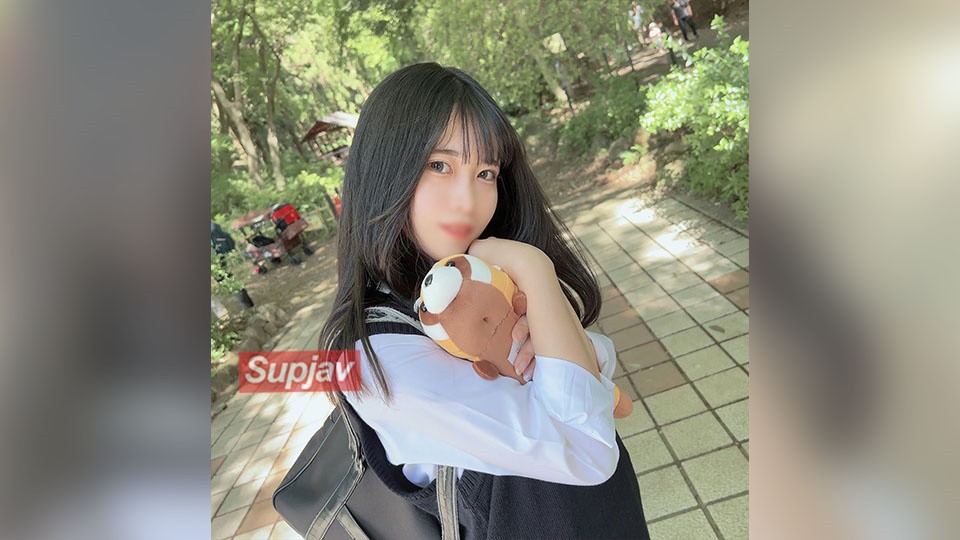FC2PPV+4466529+First shooting/face-showing! Only for 3 days! A lonely girl who just transferred to school, cute Kansai accent, hidden big breasts+◯◯+raw! A sinful J&K who repeatedly seduces others without knowing it, suffers outdoor obscene and indecent acts and violent creampies