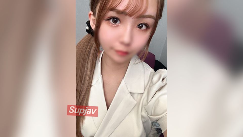 FC2PPV+4549397+A cosmetics-related YouTuber with a large number of fans on SNS♪College student+◯+1+years old! +Pichi.+Pichi+1.+9+Sa.+Hina-chan♡+2.+Book+α It's 1980! A lot of high-quality goods! ! !