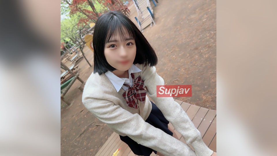 FC2PPV+4558613+얼굴노출! 단 3일! ! 나만 아는 순진한 소녀, 수줍고 미성숙한 몸을 가진 그녀... 졸업을 앞둔 이 순진한 순간에, 나는 그녀의 예의 바른 모습을 더럽히고 그녀의 질 속에 사정했다(2부)