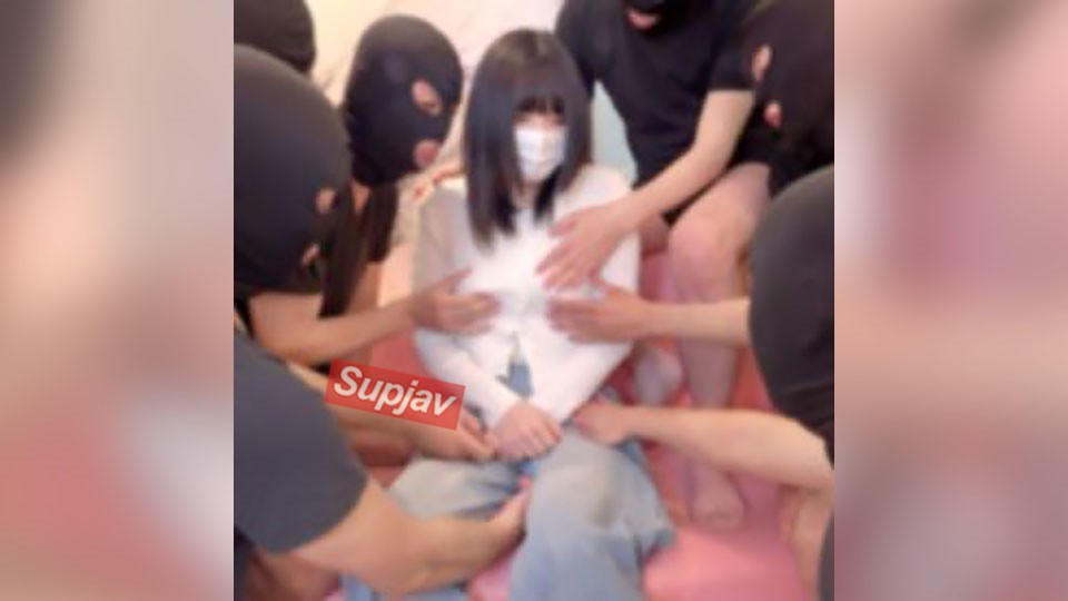 FC2PPV+4568489+【4K Video】Popular "Flame Idol" was creampied by a large number of popular people and became pregnant*Limited quantity