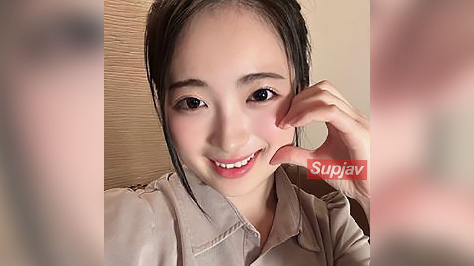 FC2PPV 4595924 [First Debut] Super rare foreign CA top beauty Emi sauce 21 years old side lying back style extreme 8 head body fully enjoy after a large amount of ejaculation to make the uterus full of thick semen ♡ [Creampie]