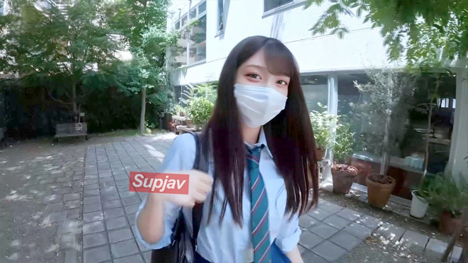 FC2PPV 4616461 [진짜 무삭제 미인] "스카우트들과 모였다"는 초정통파 18세 미녀가 약을 전혀 먹지 않고 연속으로 두 번 질내사정을 당했다. 그녀는 제복을 입고 나타났다. 희귀한 고화질 영상의 길이는 약 90분이다. [가지다]