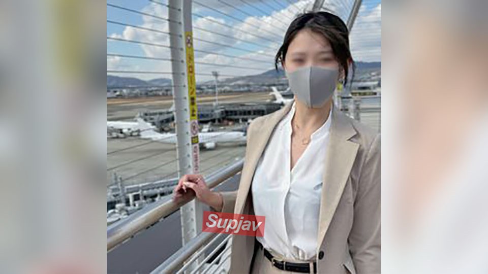FC2PPV 4625589 การปรากฏตัวครั้งแรกของมือสมัครเล่นตัวจริง! ฉันสนุกกับการใส่เครื่องสั่นควบคุมระยะไกลเข้าไปในสาวออฟฟิศที่เพิ่งเรียนจบใหม่ที่สนามบินซึ่งกำลังจะกลับบ้านในช่วงปลายปี