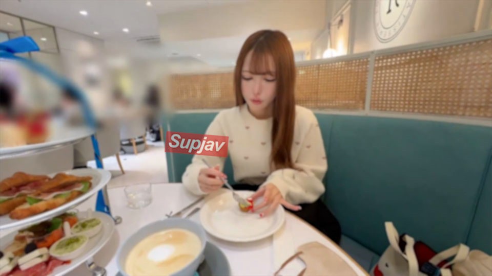 FC2PPV 4638759 *Fully Coming Out [Showing Face] A hostess working in Kabukicho. I can't reveal too much about the video, but it's a creampie video shot with a hidden camera.