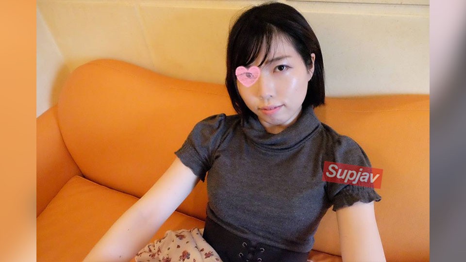 FC2PPV 4669377 【無・別撮り】真面目な隠れ巨乳娘のエロいスリットと未処理膣内を、大興奮のハメ撮りで激写【HD画質・特典コンテンツ付】