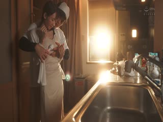 JUQ-676 配達指定NTR ※午前著※にしているのにいつも妻しか居ない午後に宅配業者はやって來て…。