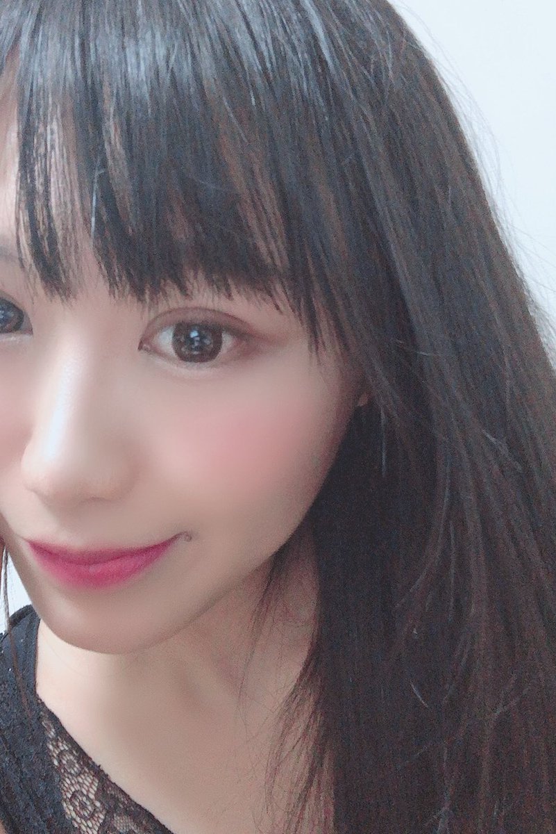 彩葉みおり