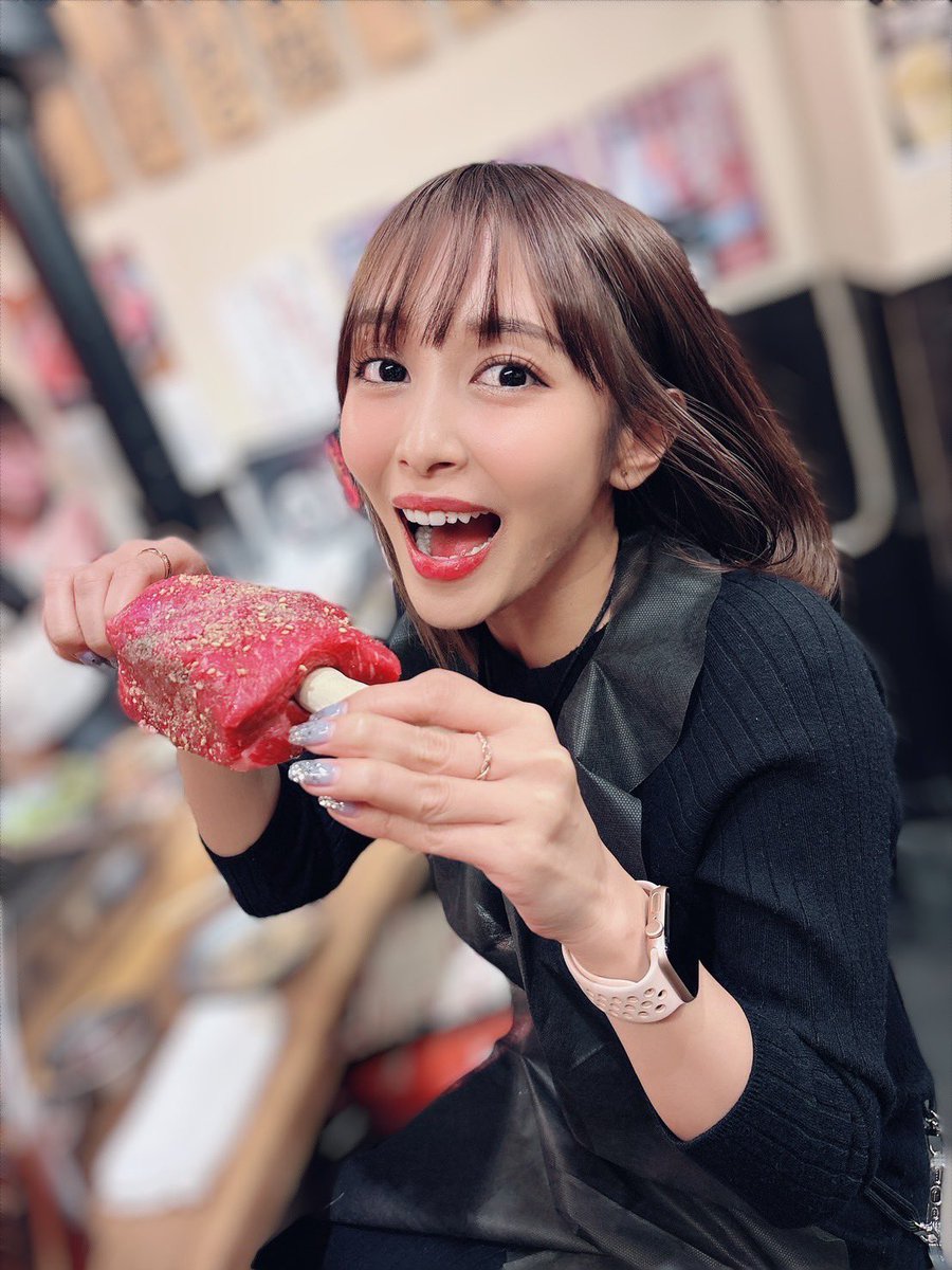 逢見リカ
