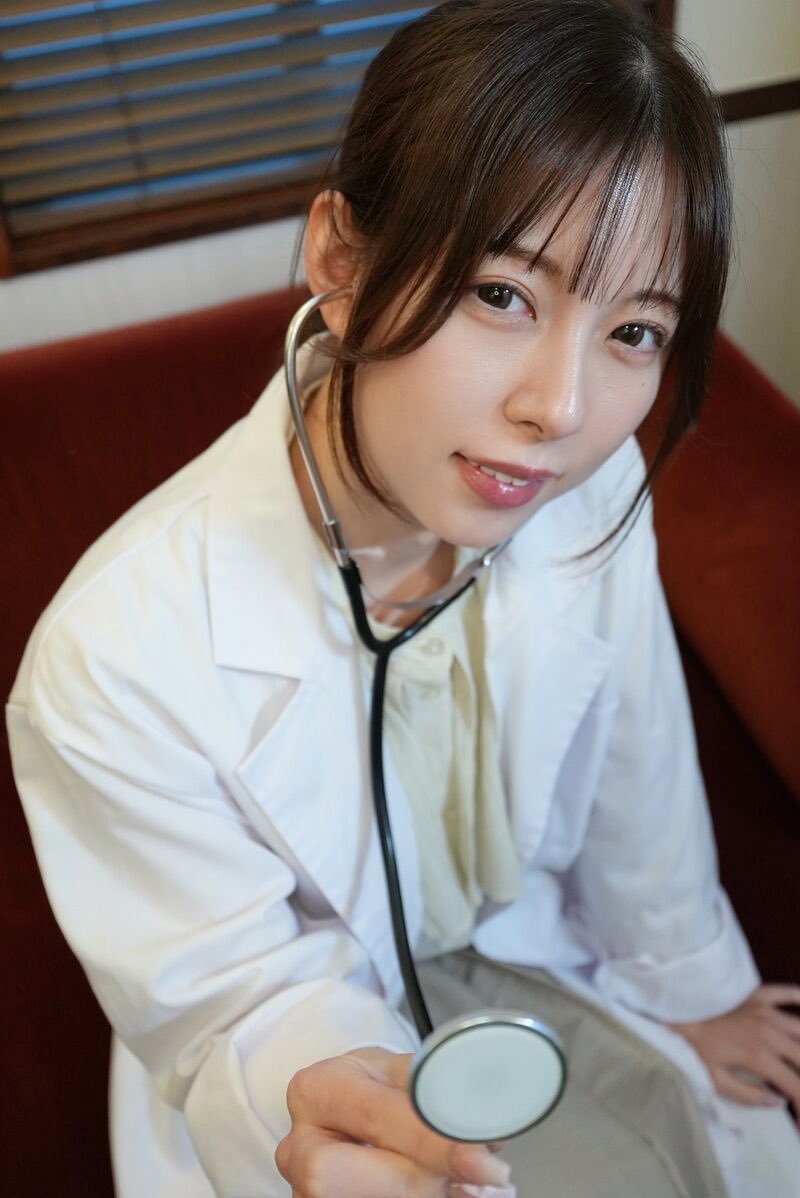 葵玲奈