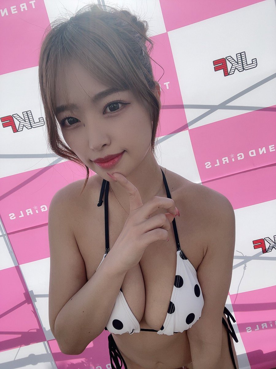 椿莉香