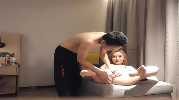 步賓尋花約高顏值性感瑜伽教練啪啪