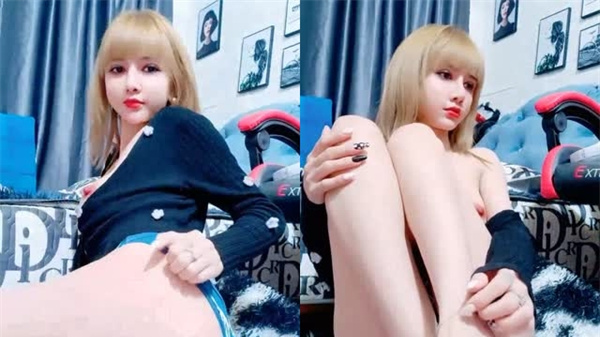 超性感黃髮美女這黑絲美腿讓我欲罷不能臥槽這腿也太極品了瞬間雞兒梆硬