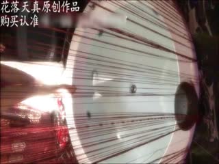 約操白嫩性感的外圍美女酒店喝著紅酒調著情,跳完艷舞再啪啪,體驗刺激2人又到浴池裡激烈爆操,邊干邊自拍.