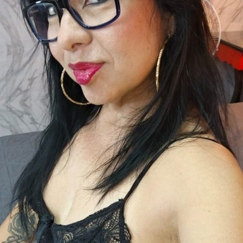 Kendra_Hot