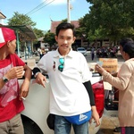 narong40@email.com