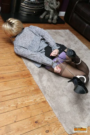 amateur pic Penny lee Hog Tied with Cuffs