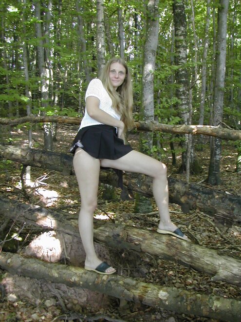 1 (573) nude