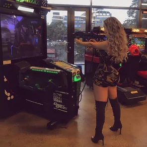 Hi, Can i play as well?
