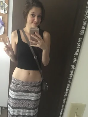 1 (19)