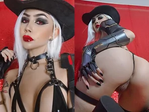 Ashe from Overwatch on/off lewd cosplay - by Felicia Vox [bonus pic in comments]