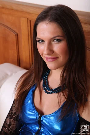 amateur pic Sindy Rose - Anal Training Of Sindy Rose