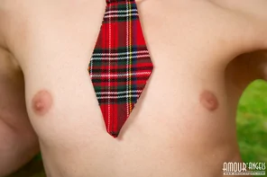 amateur pic B( . )( . )BIEZ
