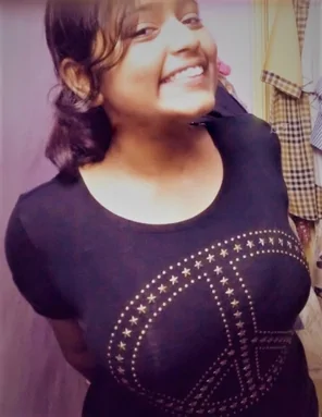 Lovely (25)