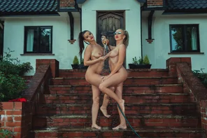 beth_morgan_hose_down_56