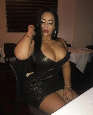 Clothing Thigh Leg Beauty 