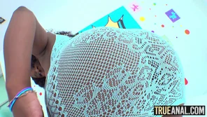 tra0383_tessathomas_00073