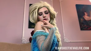 Eva Elfie Elsa Fuck (10)