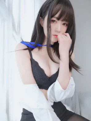 amateur pic Baiyin811 (白银81) - 制服 (2)